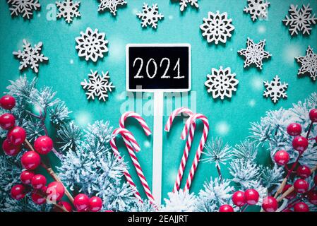 Panneau de Noël noir, lumières, aspect givré, texte 2021 Banque D'Images