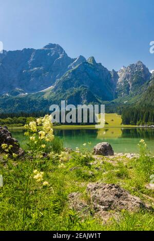 Lago di Fusine superiore près de Milan, Italie Banque D'Images