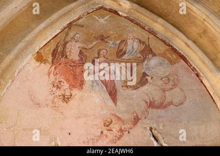 Couronnement de la Vierge Marie, ancienne église gothique dans le monastère de Carthusien à Pleterje, Slovénie Banque D'Images