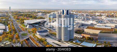 Munich München Skyline vue panoramique aérienne photo ville bâtiment architecture déplacement Banque D'Images