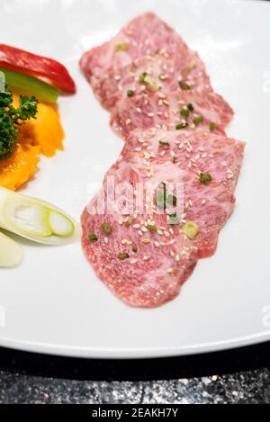 Boeuf wagyu japonais yakiniku Banque D'Images