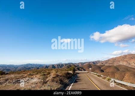 Autoroute vers le parc national de la Sierra de San Pedro Martir, Baja Calilfornia, Mexique Banque D'Images