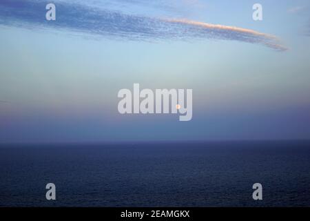 Coucher de soleil sur la colline du phare de Howth BDaily Banque D'Images