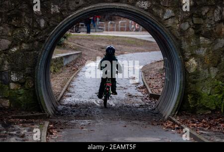 04 février 2021, Berlin: Près d'un enfant sur trois en Allemagne souffre de problèmes de santé mentale de moins d'un an dans la crise du coronavirus, selon une étude publiée mercredi. Photo: Dorothée Barth//dpa Banque D'Images