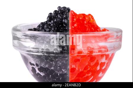 Caviar noir et rouge dans un pot en verre Banque D'Images