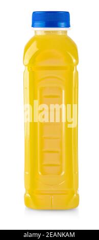 Le jus de smoothie aux fruits d'orange dans une bouteille isolée sur arrière-plan blanc Banque D'Images