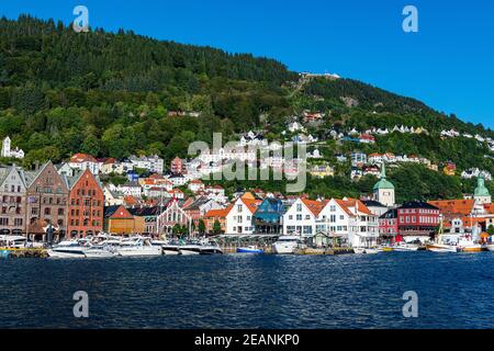 Bryggen, série de bâtiments hanséatiques, site classé au patrimoine mondial de l'UNESCO, Bergen, Norvège, Scandinavie, Europe Banque D'Images