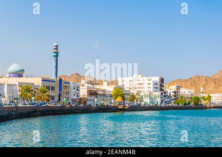 Vue sur la côte du quartier de Muttrah à Muscat, Oman. Banque D'Images