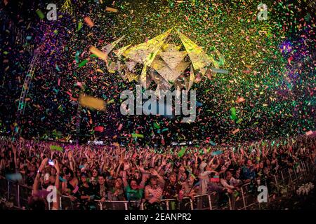 Roskilde, Danemark. 1er juillet 2016. Les amateurs de musique et les amateurs de festival assistent à l'un des nombreux concerts en direct au festival de musique danois Roskilde Festival 2016. (Crédit photo: Gonzales photo - Lasse Lagoni). Banque D'Images