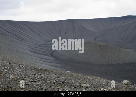 Vue de dessus du volcan de la caldeira Hverfell, site d'intérêt de l'Islande Banque D'Images