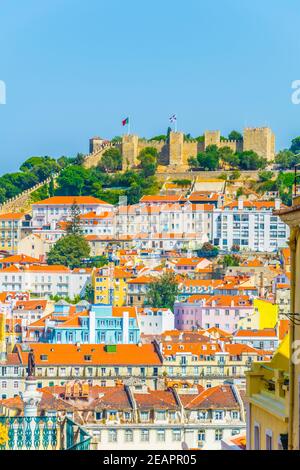 Vue aérienne de lisbonne avec le château de san jorge. Banque D'Images