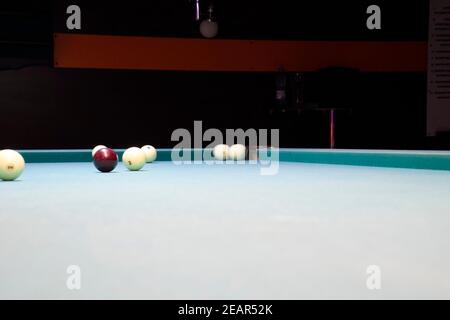 Billard, table de billard. Les couilles sur la table de billard. Banque D'Images