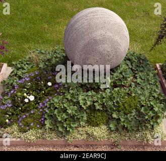 Grabbepflanzung Krenheimer Muschelkalk,,, Banque D'Images