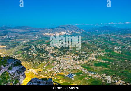 Vue aérienne de la Sicile prise du village d'Erice, Italie Banque D'Images