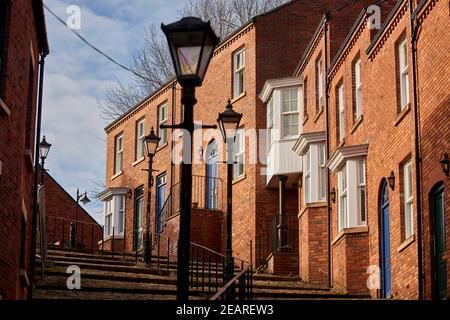 Au large de Hillgate, Stockport, Crowther Street sujet pour les artistes L S Lowry dans les années 1930 quand il peint “A Street in Stockport”. Banque D'Images