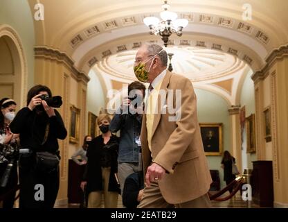 Le sénateur Chuck Grassley, R-IA, arrive pour la deuxième journée du procès de destitution de l'ancien président Donald Trump au Capitole des États-Unis, à Washington, DC, le mercredi 10 février 2021. Les responsables de la mise en accusation dépreront l'argument selon lequel Trump était « responsable » de l'attaque du 6 janvier au Capitole des États-Unis et qu'il devrait être condamné et interdit de reprendre des fonctions publiques. Photo de Kevin Dietsch/Pool/ABACAPRESS.COM Banque D'Images