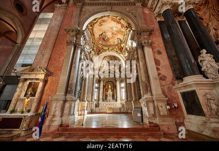 Photo intérieure de la basilique dei Santi Giovanni e Paolo, Venise, Vénétie, Italie Banque D'Images
