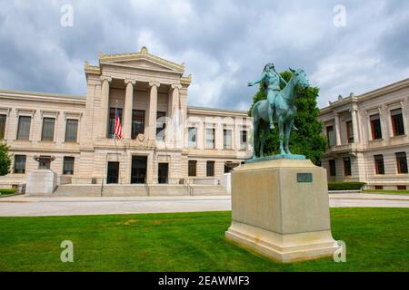 Museum of Fine Arts and Appeal to the Great Spirit statue at 465 Huntington Avenue, Boston, Massachusetts ma, États-Unis. Banque D'Images