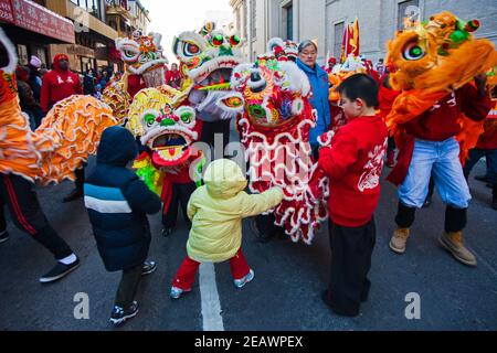 La séparation du nouvel an chinois dans le quartier chinois de Philadelphie, en Pennsylvanie, aux États-Unis Banque D'Images