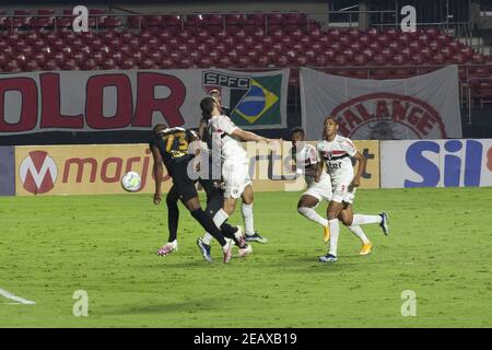 Sao Paulo, Sao Paulo, Brésil. 10 février 2021. Sao Paulo - SP, 10/02/2021 - (SPO) Ligue brésilienne de football de 1re division: Sao Paulo vs Ceara. 10 février 2021, Sao Paulo, Brésil: Match de football entre Sao Paulo et Ceara valable pour le 35e tour de la Ligue brésilienne de football de 1ère Division au stade Morumbi à Sao Paulo. Crédit : Leco Viana/Thenew2. Crédit: Leco Viana/TheNEWS2/ZUMA Wire/Alay Live News Banque D'Images