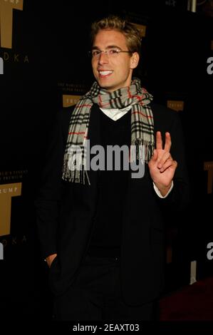 Simon Huck assiste aux arrivées pour LES BOISSONS AMERICA lance LA VODKA TRUMP au club de nuit les deux le 17 janvier 2007 à Los Angeles, Californie. Crédit: Jared Milgrim/l'accès photo Banque D'Images