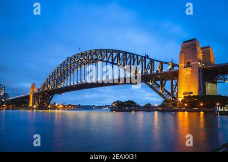 pont du port de sydney la nuit à sydney, en australie Banque D'Images