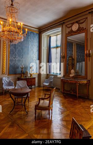 STOCKHOLM, SUÈDE, 21 AVRIL 2019 : chambres joliment décorées du palais Drottningholm près de Stockholm, Suède Banque D'Images