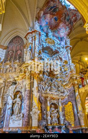 TOLÈDE, ESPAGNE, 2 OCTOBRE 2017: Intérieur de la Santa Iglesia Catedral Primada de Toledo à Tolède, Espagne Banque D'Images