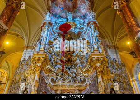 TOLÈDE, ESPAGNE, 2 OCTOBRE 2017: Intérieur de la Santa Iglesia Catedral Primada de Toledo à Tolède, Espagne Banque D'Images