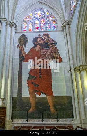 TOLÈDE, ESPAGNE, 2 OCTOBRE 2017: Intérieur de la Santa Iglesia Catedral Primada de Toledo à Tolède, Espagne Banque D'Images
