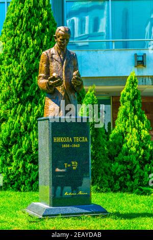 BELGRADE, SERBIE, 26 AOÛT 2017 : statue de Nikola Tesla à Belgrade, Serbie Banque D'Images