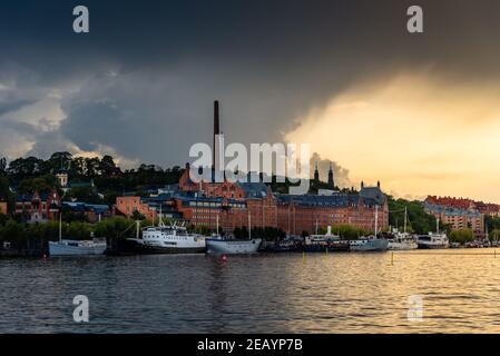 Stockholm, Suède - 8 août 2019 : vue sur le front de mer quartier d'Ugglan Banque D'Images