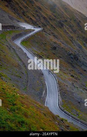 Côté est de Passo dello Stelvio, col du Stelvio, Bormio, Italie Banque D'Images