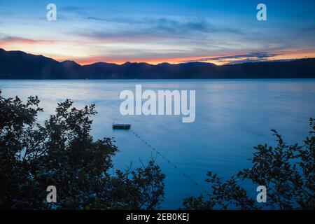L'Indonésie, Sumatra, l'île de Samosir, Tuk Tuk, Lac Toba Banque D'Images