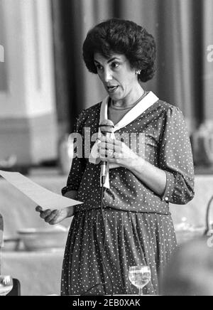 ST ALBANS - ANGLETERRE 89: Edwina Currie donne un discours à Sopret House, St Albans, Hertfordshire, Angleterre en 1989. Photo de Gary Mitchell Banque D'Images