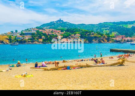 COLLIOURE, FRANCE, 26 JUIN 2017 : fort Saint Elme érigé au-dessus de la ville de Collioure en France Banque D'Images