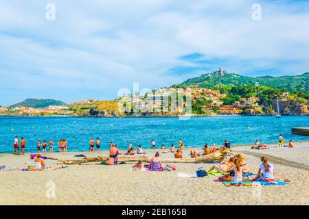 COLLIOURE, FRANCE, 26 JUIN 2017 : fort Saint Elme érigé au-dessus de la ville de Collioure en France Banque D'Images