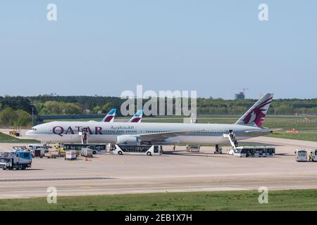 Berlin Allemagne - avril 21. 2018: Boeing 777-300ER de Qatar Airways à l'aéroport de Berlin Tegel Banque D'Images