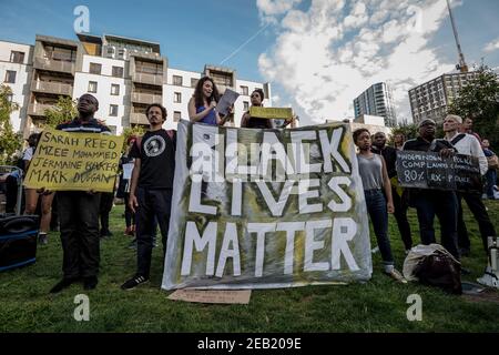 Black Lives Matter Shutdown manifestation et rassemblement dans le parc Altab Ali, à l'est de Londres, lors d'une journée nationale d'action à travers le pays, au Royaume-Uni. Banque D'Images