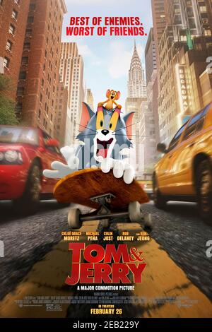 Tom & Jerry: The Movie (2021) réalisé par Tim Story et mettant en vedette Chloë Grace Moretz, Michael Peña et Rob Delaney. Le film hybride de CGI en direct avec les personnages de dessin animé de chat et de souris qui sont très appréciés. Banque D'Images