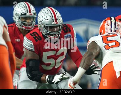 (PHOTOS DU FICHIER).ex-Ohio State Buckeyes (52) Wyatt Davis est prévu pour la 1ère ou 2ème ronde de la version 2021 de la NFL Draft, ici il est photographié le 28 décembre 2019 contre les Tigers Clemson, la version NFL se tiendra à Cleveland, Ohio, le 29 avril 2021.(crédit obligatoire : Jose/MarinMedia.org/Cal Sport Media) (photographe complet absolu et crédits requis) Banque D'Images
