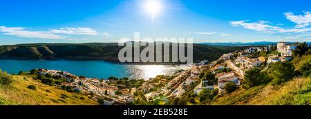 Paysage du village de l'Escala de Montgo en Catalogne, dans la province de Gérone, Espagne Banque D'Images