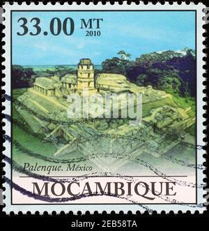 Site de Palenque au Mexique sur timbre-poste africain Banque D'Images