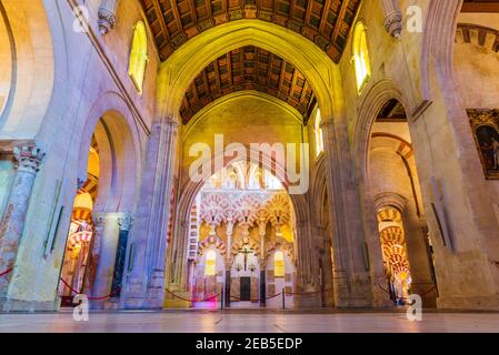 Intérieur de la Mezquita à Cordoue, Andalousie, Espagne Banque D'Images