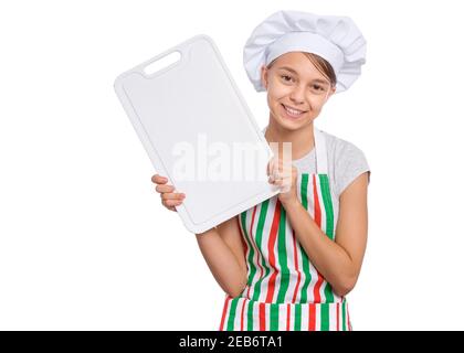 Jolie fille en uniforme de chef isolée sur fond blanc montrant Menu tableau noir et signe main parfait Banque D'Images