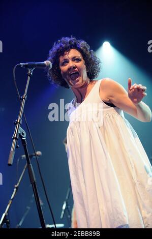 Deacon Blue, avec Lorraine McIntosh et Ricky Ross, en direct Liverpool 2008 Banque D'Images