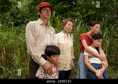Minari (2020) dirigée par Lee Isaac Chung et avec Steven Yeun, Yeri Han et Alan S. Kim. Une famille coréenne commence une ferme dans les années 1980 Arkansas. Banque D'Images