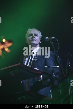 Nick Rhodes de Duran Duran en direct sur scène à L'O2 Arena de Londres Banque D'Images