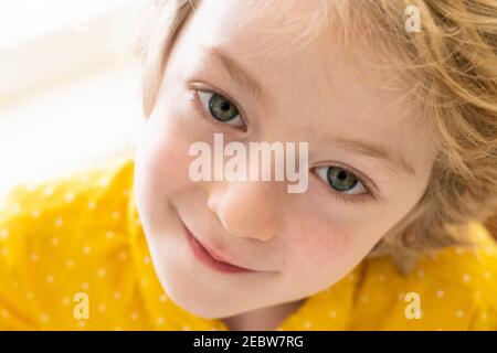 Portrait of boy (6-7) Banque D'Images