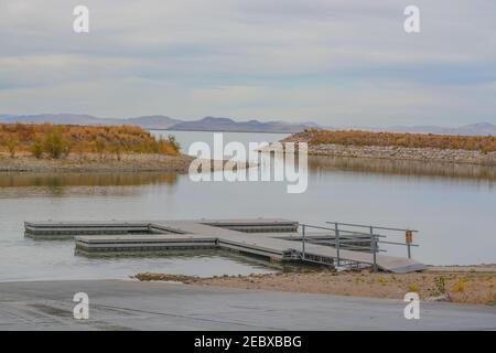 Une marina sur la baie réservoir du parc national de Willard Bay dans le comté de Box Elder, Henefer, Utah Banque D'Images